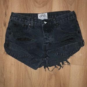 One Teaspoon bandit shorts size 25